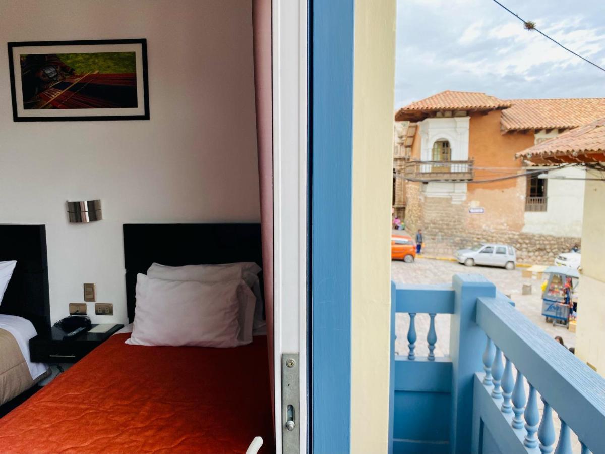 Hostal & Apartments El Triunfo Cusco Luaran gambar