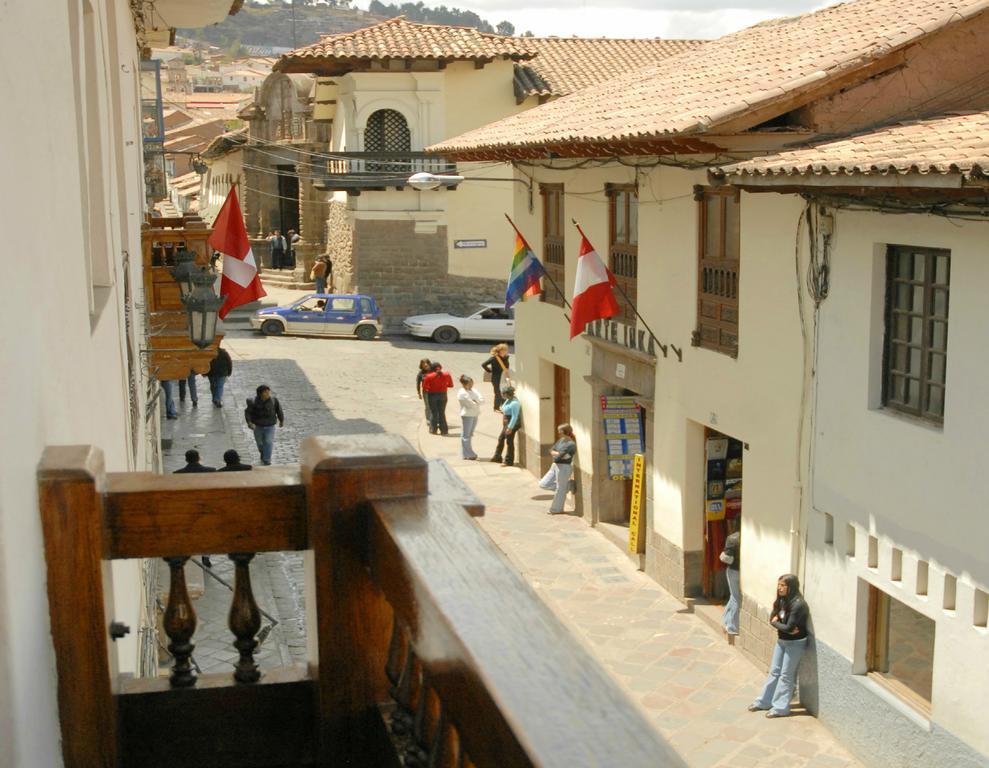Hostal & Apartments El Triunfo Cusco Luaran gambar